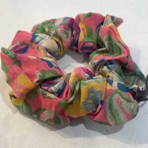 BNWT Spell Dolly Scrunchie in popsicle